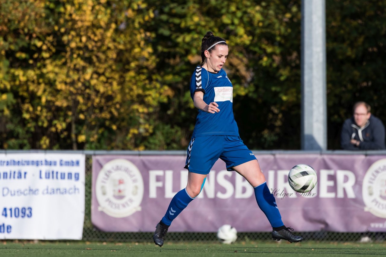 Bild 70 - F SSC Hagen Ahrensburg - SV Frisia 03 Risum-Lindholm : Ergebnis: 2:0